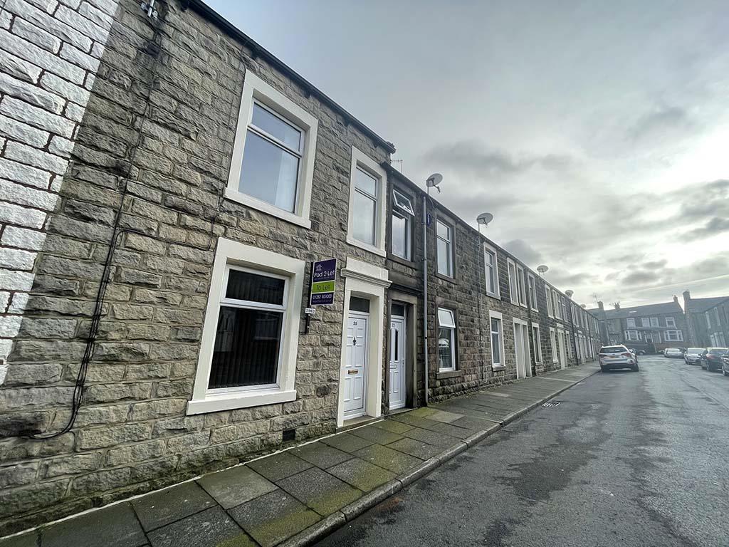 3 bedroom mid terrace house SSTC in Barnoldswick - Externally